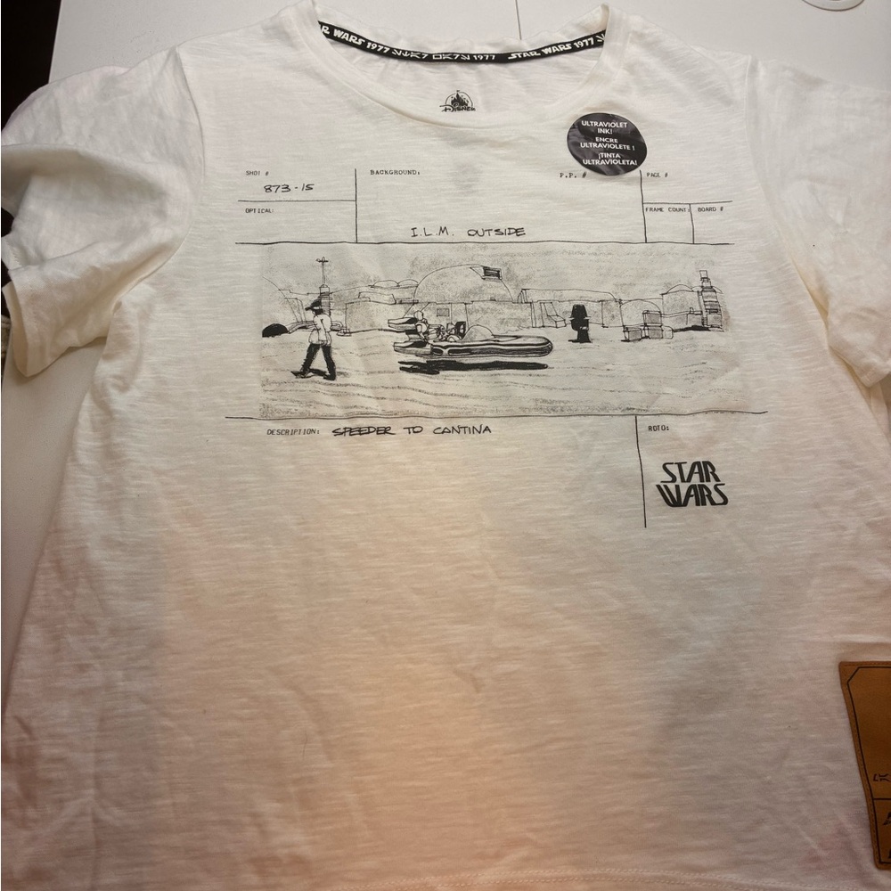 Star Wars shirt Size Small White